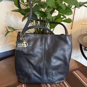 Giani Bernini Black Leather Shoulder Bag